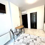 Osapart In A Complex Semycvit 3 Lägenhet